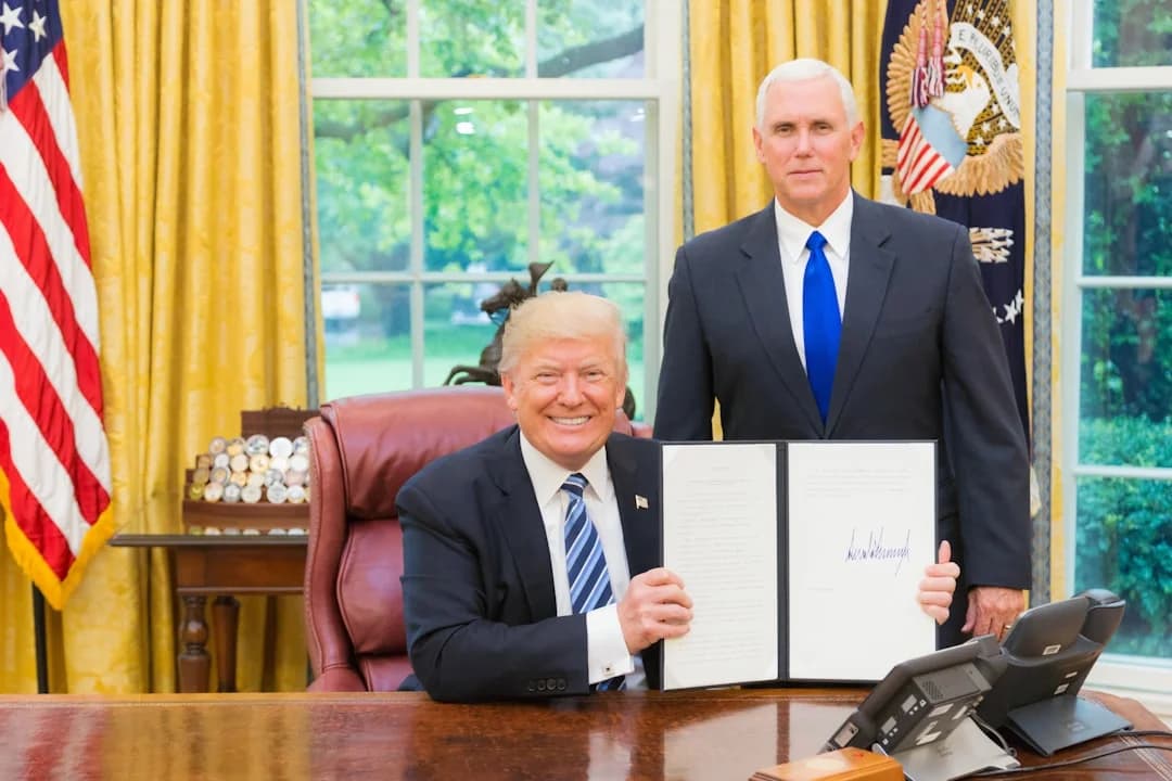 Cover Image for Trump's Washington Arch Design Approval Moves Forward